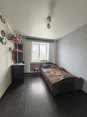 Продам двухкомнатную (2-комн.) квартиру, Молодой Гвардии ул, 71кА, Брянск г