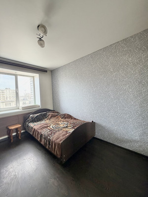 Продам двухкомнатную (2-комн.) квартиру, Молодой Гвардии ул, 71кА, Брянск г