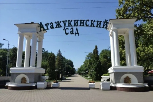 Продам многокомнатную квартиру, Лермонтова ул, 1, Нальчик г