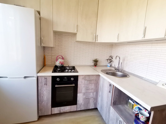 Продам двухкомнатную (2-комн.) квартиру, Гагарина ул, 121/1, Липецк г