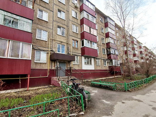 Продам двухкомнатную (2-комн.) квартиру, Гагарина ул, 121/1, Липецк г