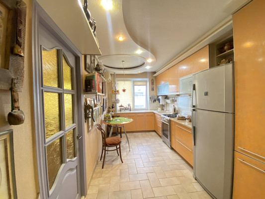 Продам трехкомнатную (3-комн.) квартиру, Еременко ул, 58/2, Ростов-на-Дону г