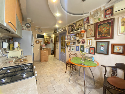 Продам трехкомнатную (3-комн.) квартиру, Еременко ул, 58/2, Ростов-на-Дону г