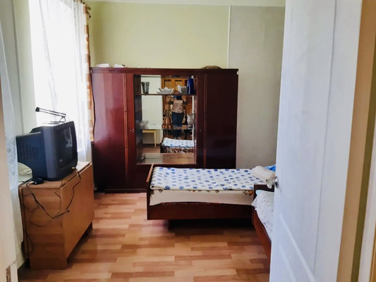 Продам многокомнатную квартиру, Обороны ул, 54, Ростов-на-Дону г