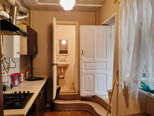 Продам многокомнатную квартиру, Обороны ул, 54, Ростов-на-Дону г