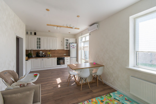 Продам дом, Тихая ул, 40, Ленинакан х, 0 км от города