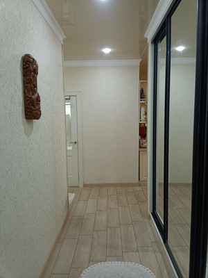 Продам двухкомнатную (2-комн.) квартиру, Шогенцукова пр-кт, 30, Нальчик г