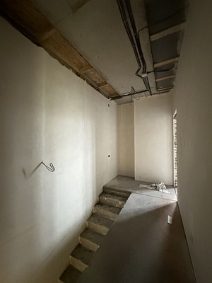 Продам трехкомнатную (3-комн.) квартиру, Шарданова ул, 46, Нальчик г