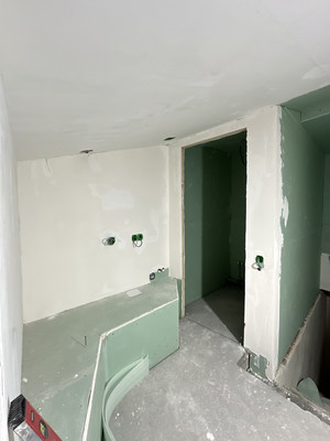 Продам трехкомнатную (3-комн.) квартиру, Шарданова ул, 46, Нальчик г