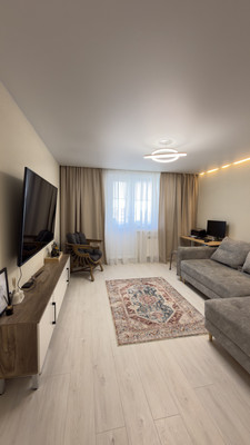 Продам трехкомнатную (3-комн.) квартиру, Ленина ул, 17, Сыктывкар г