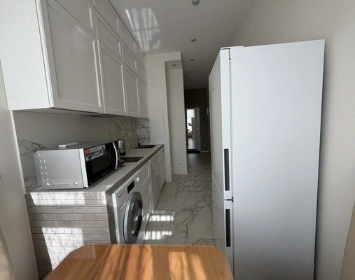 Продам однокомнатную (1-комн.) квартиру, Красноказарменная ул, 14Ак2, Москва г