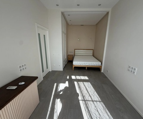 Продам однокомнатную (1-комн.) квартиру, Красноказарменная ул, 14Ак2, Москва г