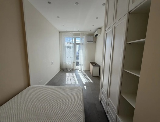 Продам однокомнатную (1-комн.) квартиру, Красноказарменная ул, 14Ак2, Москва г