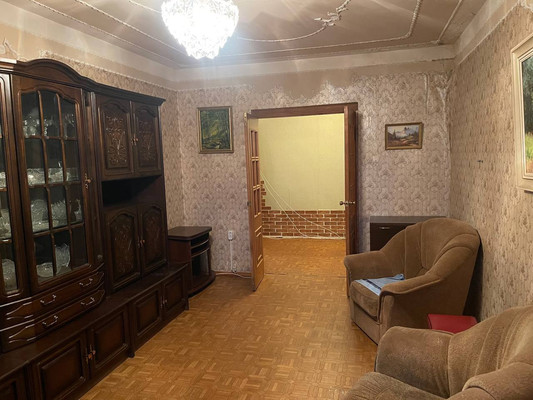 Продам трехкомнатную (3-комн.) квартиру, Западный мкр, 2, Октябрьский рп