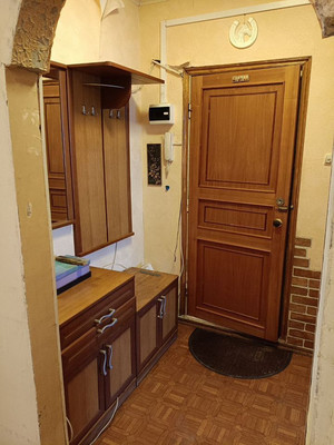 Продам трехкомнатную (3-комн.) квартиру, Западный мкр, 2, Октябрьский рп