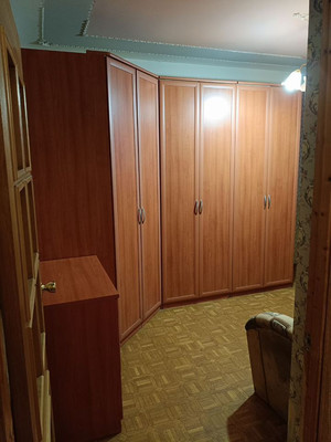 Продам трехкомнатную (3-комн.) квартиру, Западный мкр, 2, Октябрьский рп