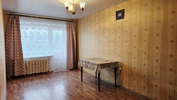 Продам однокомнатную (1-комн.) квартиру, Высоковольтная ул, 34/13, Рязань г