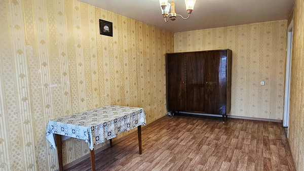 Продам однокомнатную (1-комн.) квартиру, Высоковольтная ул, 34/13, Рязань г