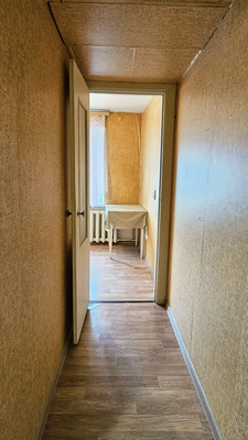 Продам однокомнатную (1-комн.) квартиру, Высоковольтная ул, 34/13, Рязань г