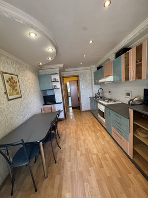 Сдам трехкомнатную (3-комн.) квартиру, Рашетова ул, 6, Санкт-Петербург г