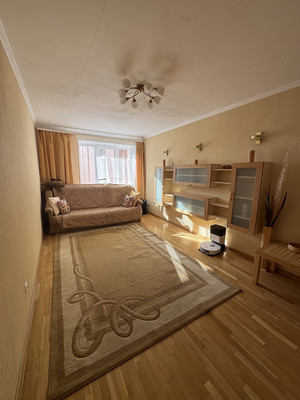 Сдам трехкомнатную (3-комн.) квартиру, Рашетова ул, 6, Санкт-Петербург г