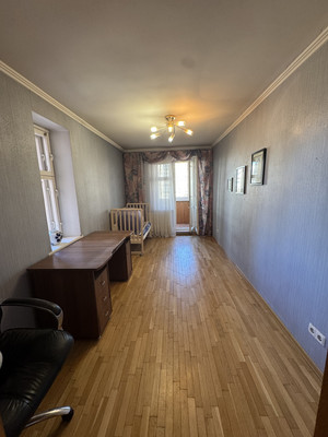 Сдам трехкомнатную (3-комн.) квартиру, Рашетова ул, 6, Санкт-Петербург г