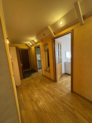 Сдам трехкомнатную (3-комн.) квартиру, Рашетова ул, 6, Санкт-Петербург г