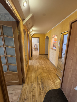 Сдам трехкомнатную (3-комн.) квартиру, Рашетова ул, 6, Санкт-Петербург г