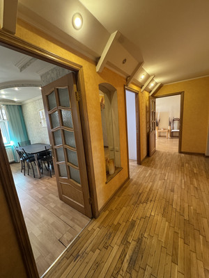 Сдам трехкомнатную (3-комн.) квартиру, Рашетова ул, 6, Санкт-Петербург г