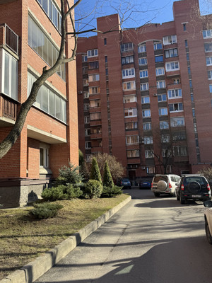 Сдам трехкомнатную (3-комн.) квартиру, Рашетова ул, 6, Санкт-Петербург г