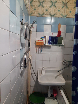 Продам двухкомнатную (2-комн.) квартиру, Октябрьская ул, 112, Батайск г