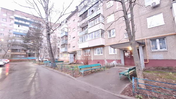 Продам двухкомнатную (2-комн.) квартиру, Сосновая ул, 10А, Покров с