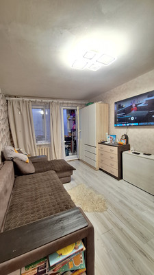 Продам двухкомнатную (2-комн.) квартиру, Сосновая ул, 10А, Покров с