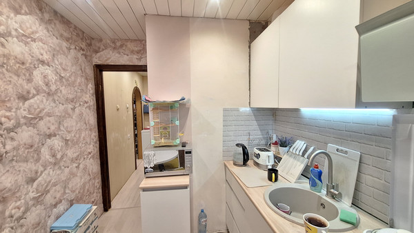 Продам двухкомнатную (2-комн.) квартиру, Сосновая ул, 10А, Покров с