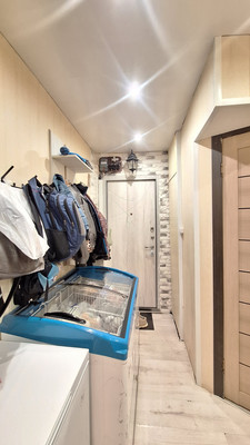 Продам двухкомнатную (2-комн.) квартиру, Сосновая ул, 10А, Покров с