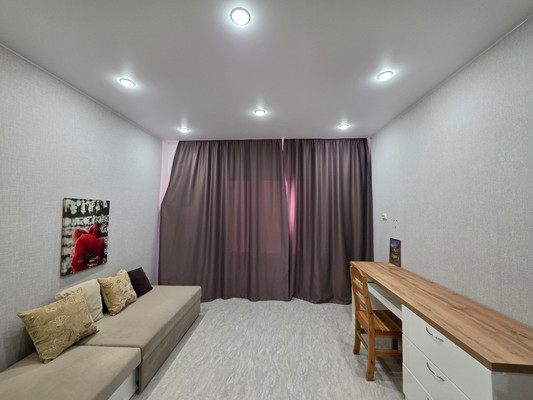 Продам двухкомнатную (2-комн.) квартиру, Калевала ул, 40, Костомукша г