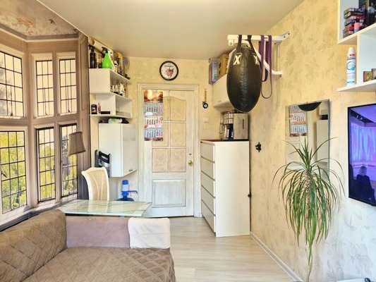 Продам комнату в 5-комн. квартире, Кириллова ул, 1, Малое Верево д