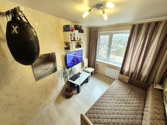 Продам комнату в 5-комн. квартире, Кириллова ул, 1, Малое Верево д