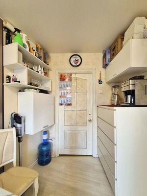 Продам комнату в 5-комн. квартире, Кириллова ул, 1, Малое Верево д