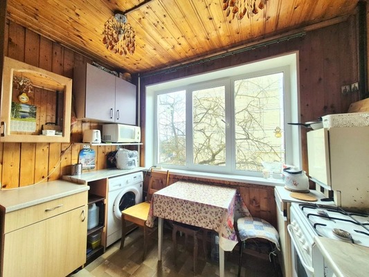 Продам комнату в 5-комн. квартире, Кириллова ул, 1, Малое Верево д