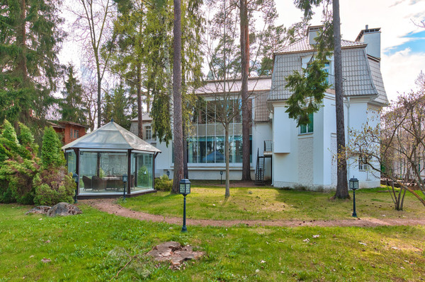 Продам дом, 30 лет Октября ул, Жаворонки с, 0 км от города