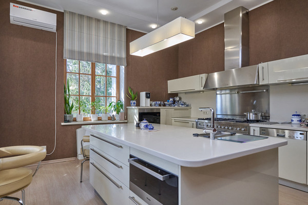 Продам дом, 30 лет Октября ул, Жаворонки с, 0 км от города