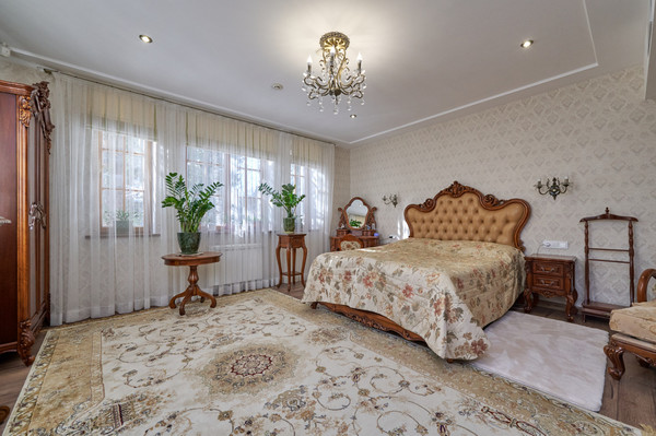 Продам дом, 30 лет Октября ул, Жаворонки с, 0 км от города