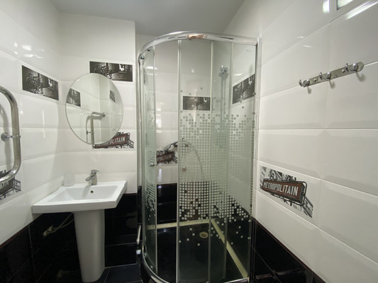 Продам двухкомнатную (2-комн.) квартиру, Заводская ул, 11, Ростов-на-Дону г