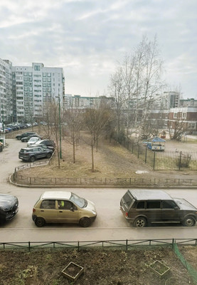 Продам трехкомнатную (3-комн.) квартиру, Стародеревенская ул, 20к2, Санкт-Петербург г