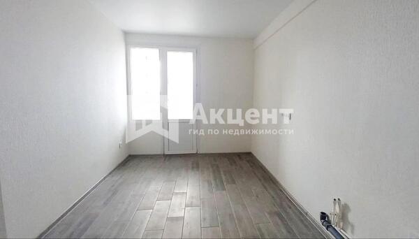 Продам однокомнатную (1-комн.) квартиру, Видный мкр, 8, Иваново г