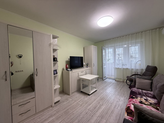 Продам двухкомнатную (2-комн.) квартиру, Героев Десантников ул, 32, Новороссийск г