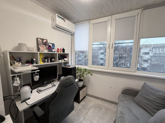 Продам двухкомнатную (2-комн.) квартиру, Героев Десантников ул, 32, Новороссийск г