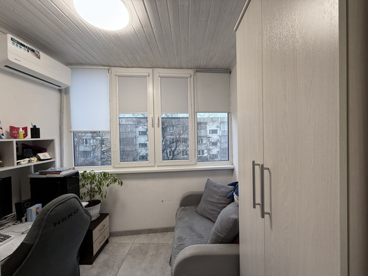 Продам двухкомнатную (2-комн.) квартиру, Героев Десантников ул, 32, Новороссийск г