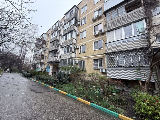 Продам двухкомнатную (2-комн.) квартиру, Героев Десантников ул, 32, Новороссийск г